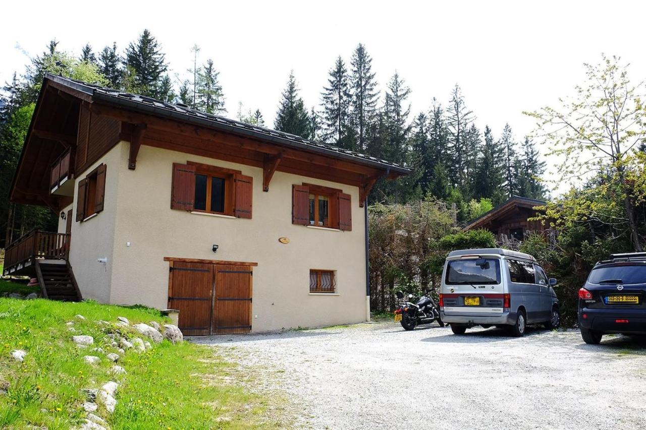 Chamonix Large Chalet, Sleeps 12, 200M2, 5 Bedroom, 4 Bathroom, Garden, Jacuzzi, Sauna מראה חיצוני תמונה