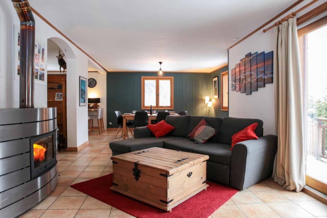 Chamonix Large Chalet, Sleeps 12, 200M2, 5 Bedroom, 4 Bathroom, Garden, Jacuzzi, Sauna מראה חיצוני תמונה