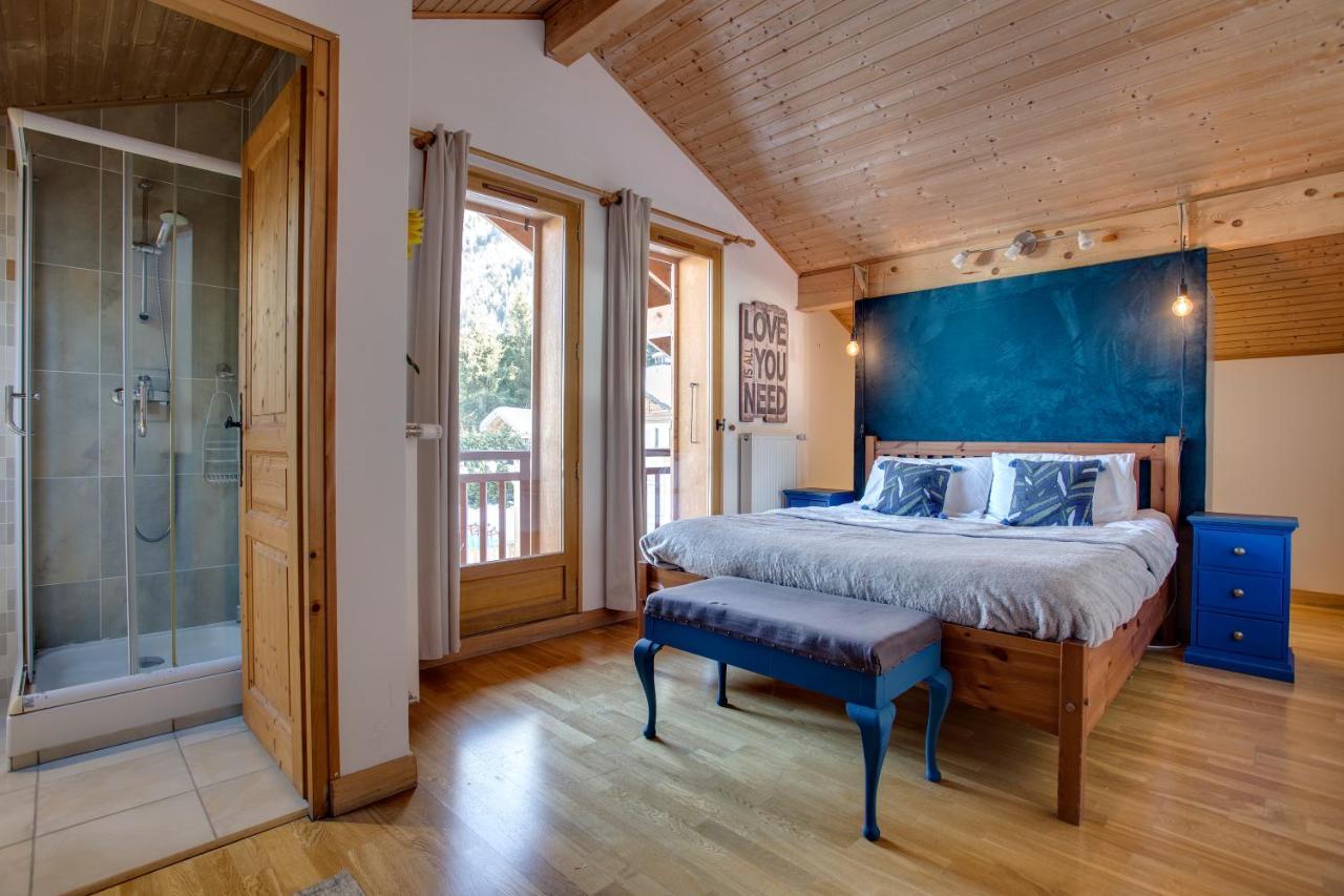 Chamonix Large Chalet, Sleeps 12, 200M2, 5 Bedroom, 4 Bathroom, Garden, Jacuzzi, Sauna מראה חיצוני תמונה